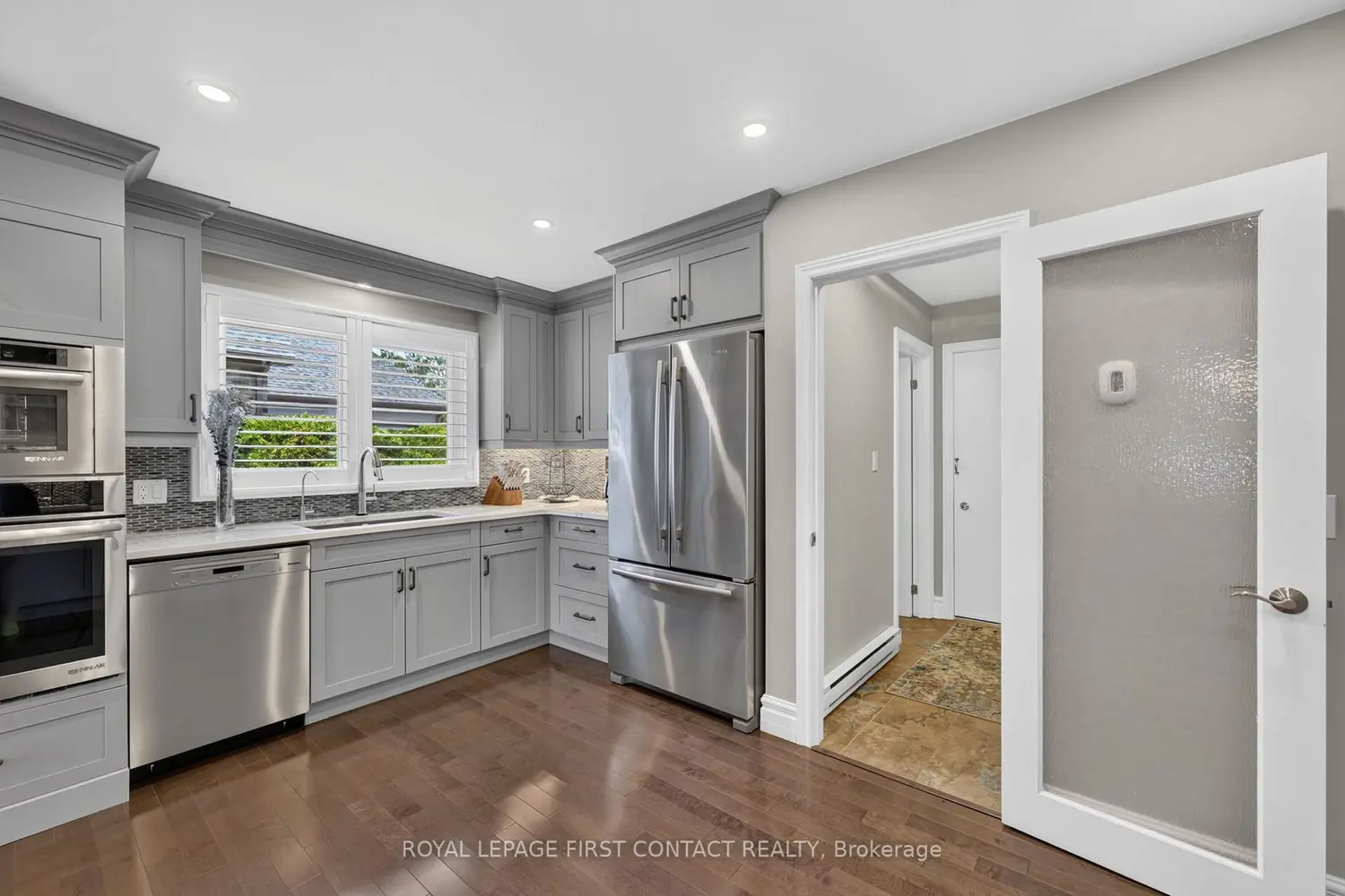 167 Lakeshore Road photo 5