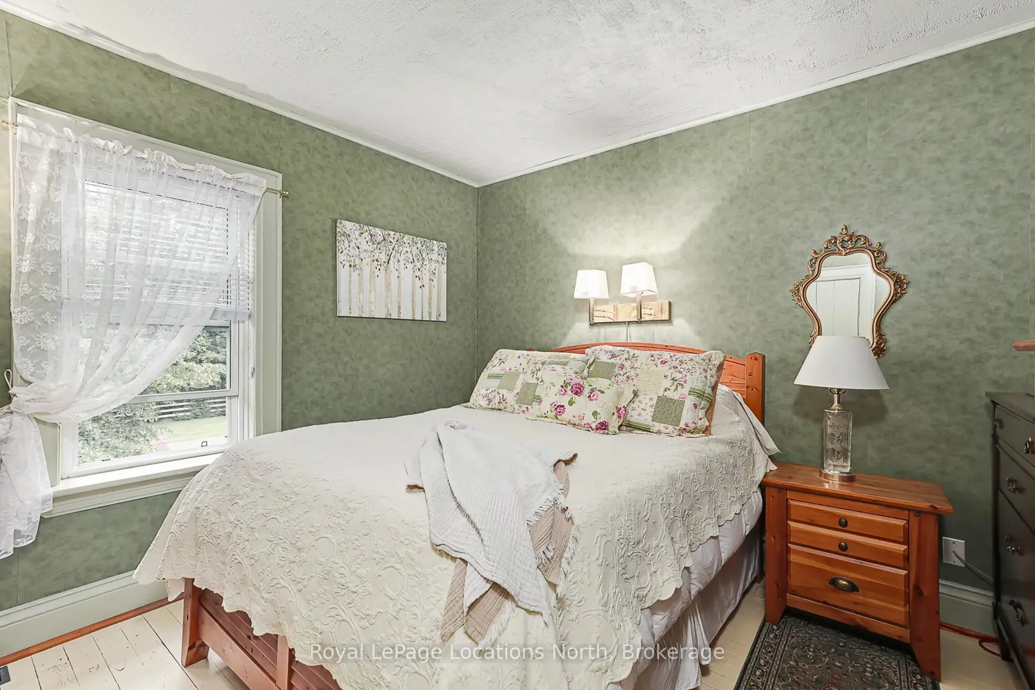 142 Marsh Street photo 5