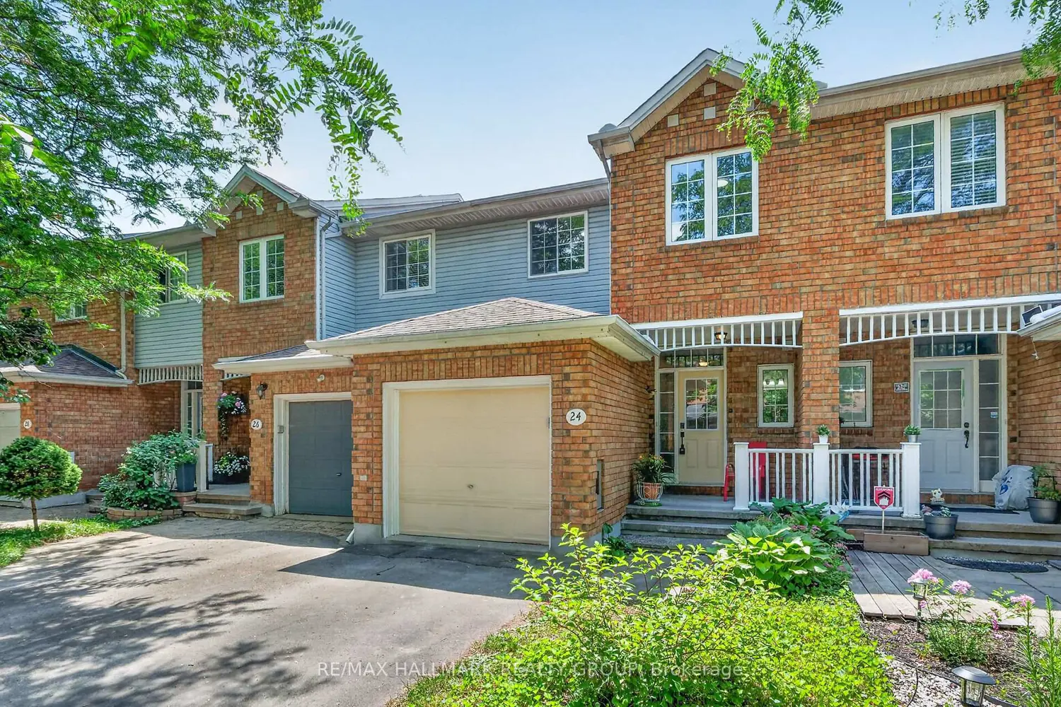 24 Gray Crescent