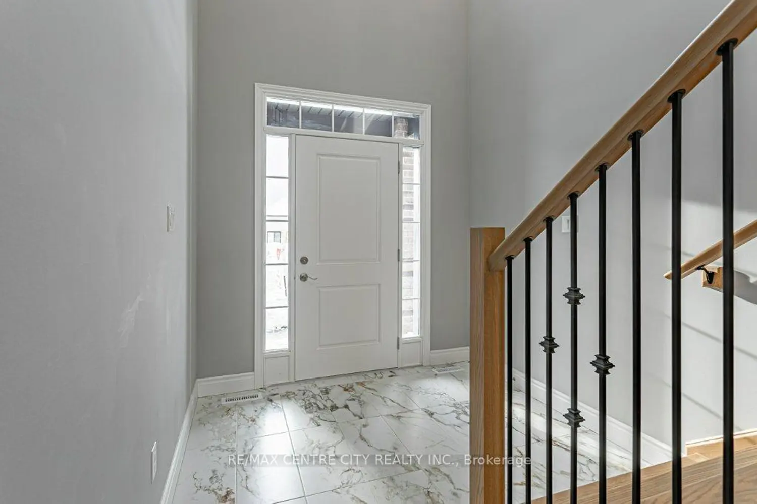 1596 Noah Bend photo 2