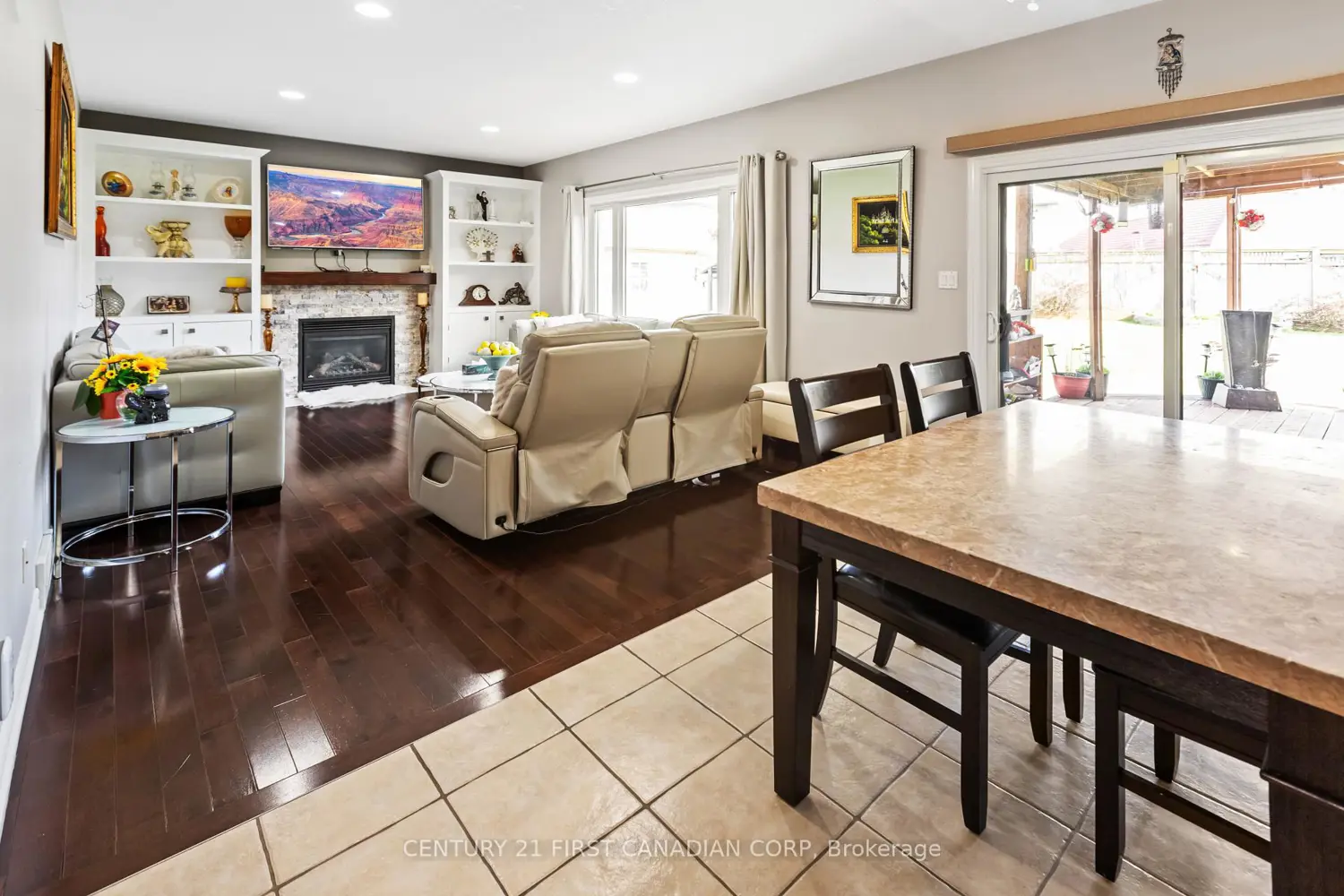 1479 Sandpiper Drive photo 3