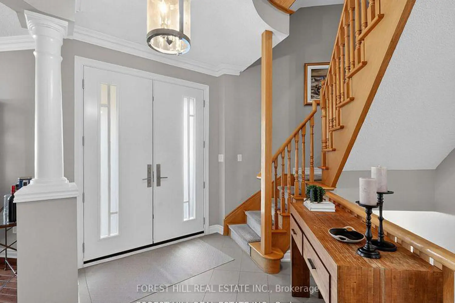 92 Seabreeze Avenue photo 2
