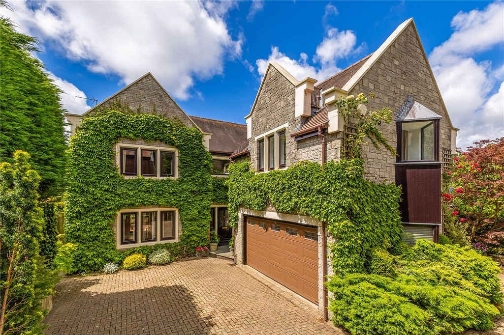 4 bed detached house for saleHollybush Lane, Stoke Bishop, Bristol BS9
