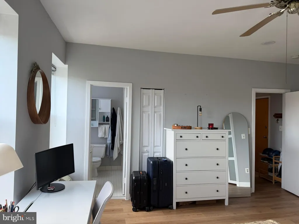 2300 18th Street NW Unit 312, Washington, DC 20009
