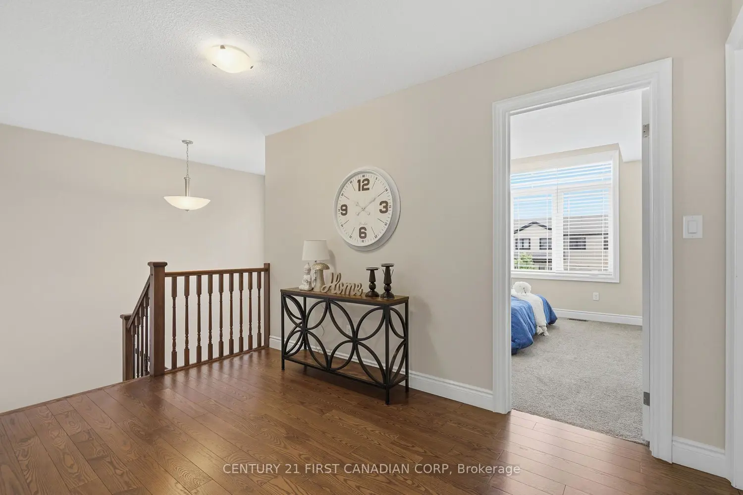 2608 Holbrook Drive photo 3
