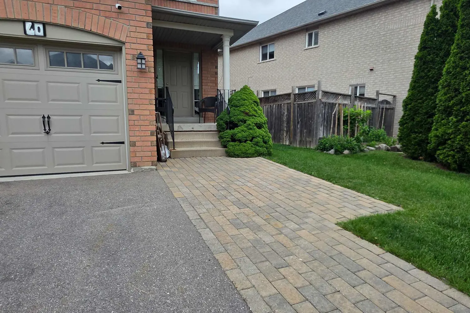 40 Echo Ridge Crescent photo 4