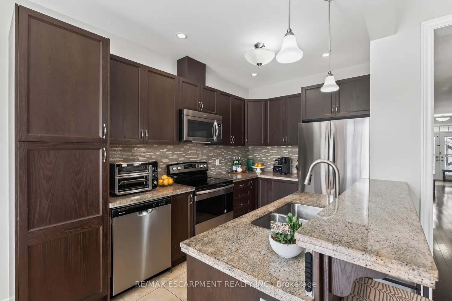 21 Summerberry Way photo 4
