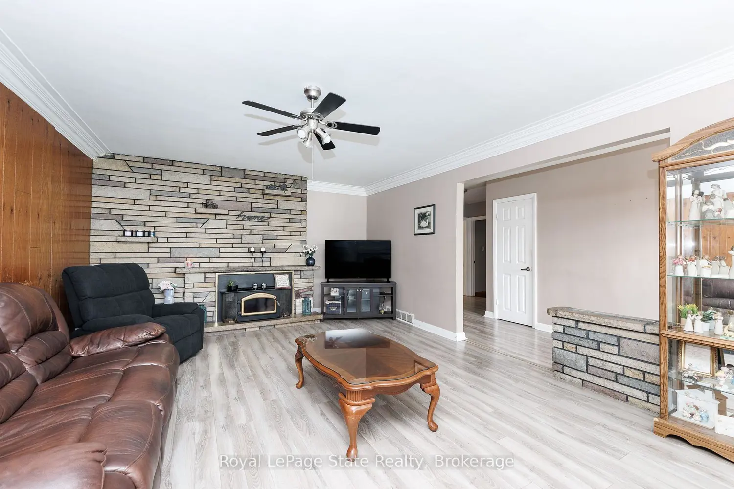 249 Mcneilly Road photo 4