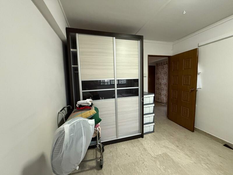 239 Jurong East Street 21