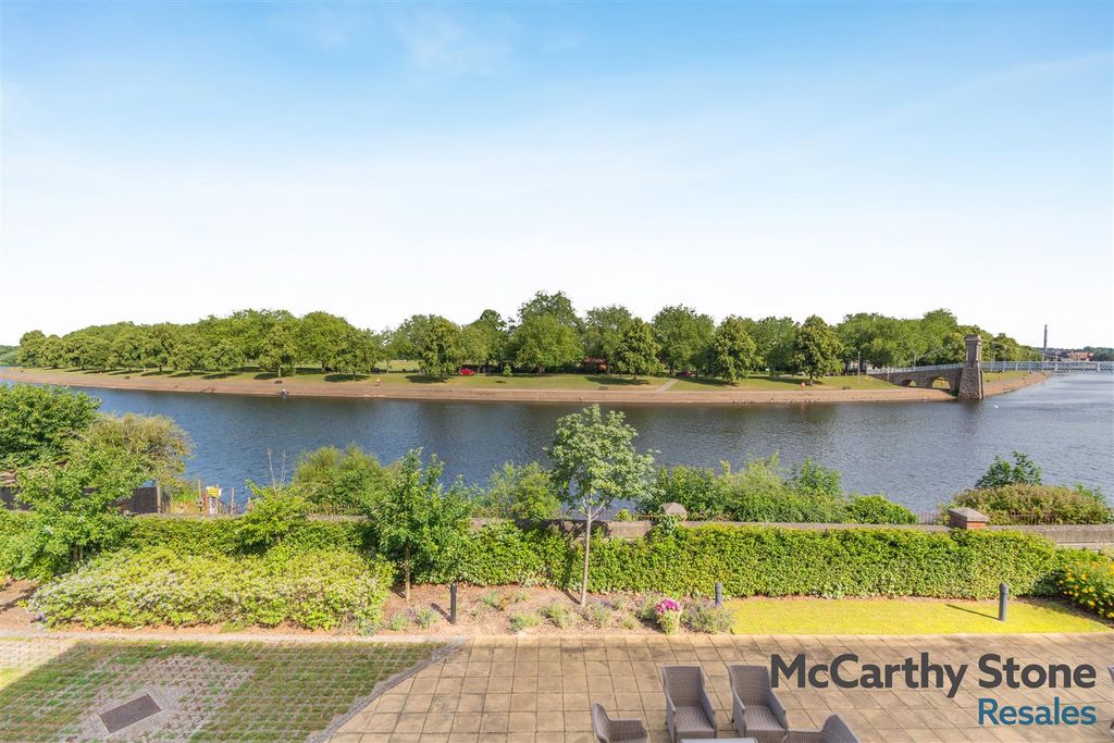 2 bed flat for saleWilford Lane, West Bridgford, Nottingham NG2