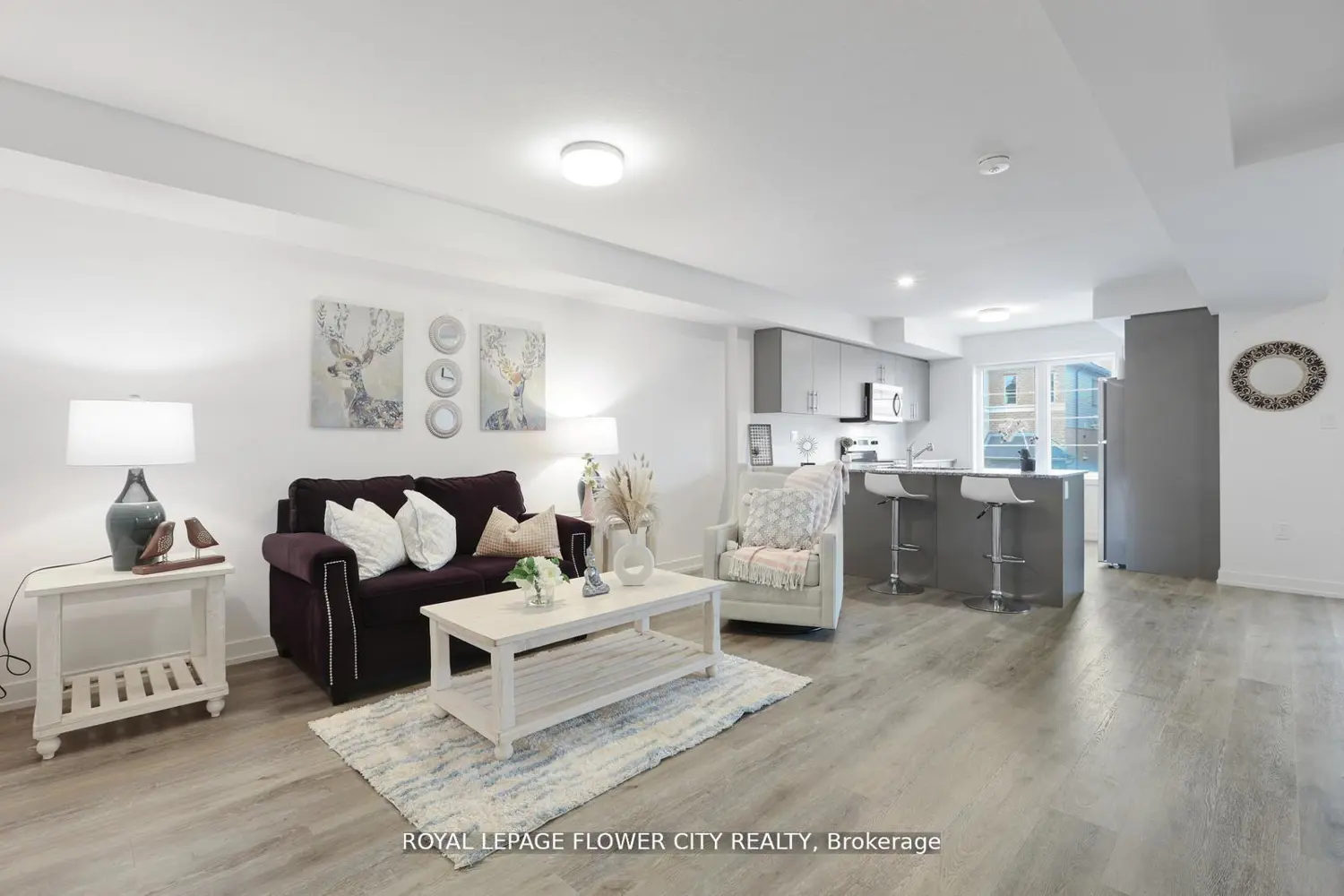 205 West Oak Trail 16