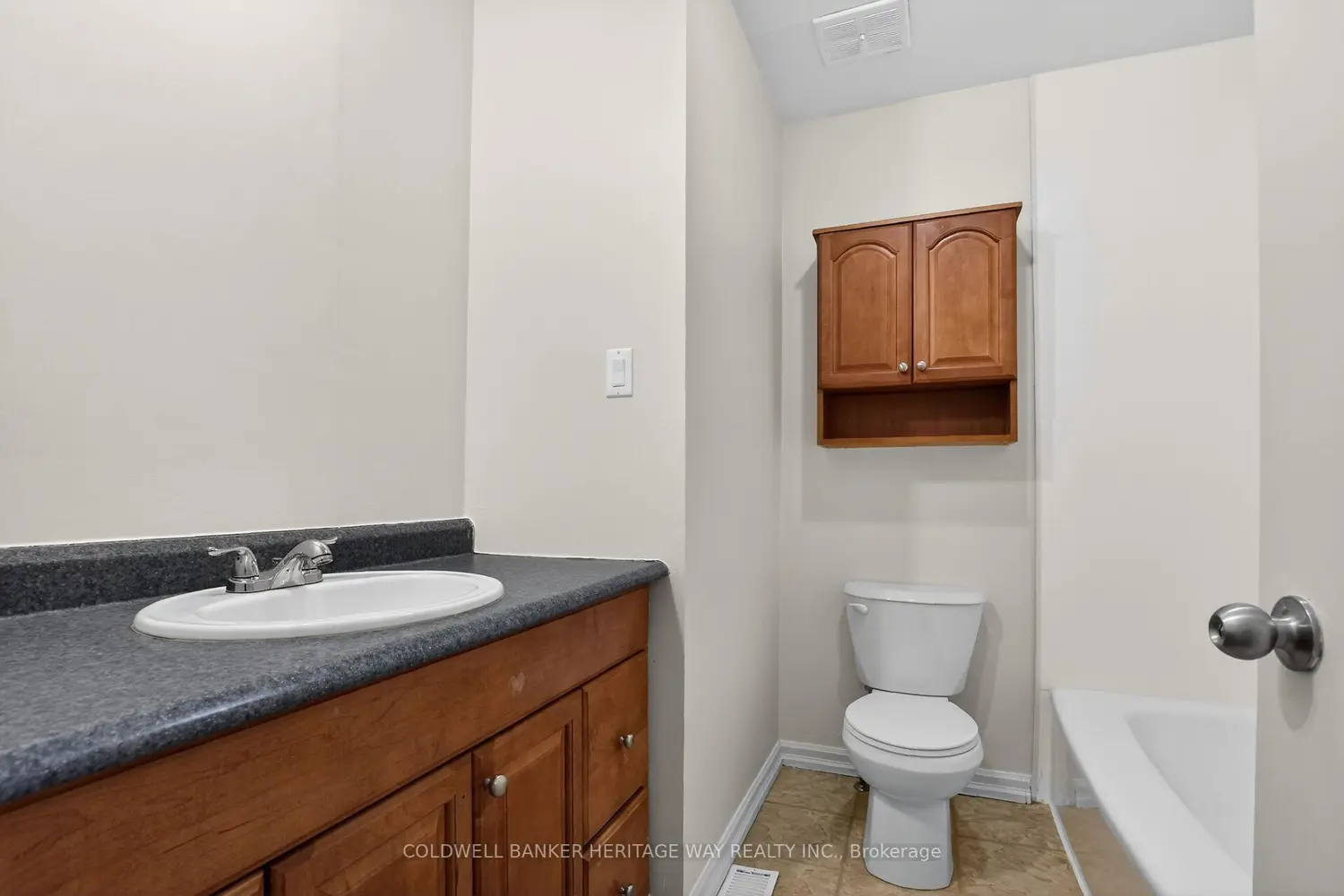 442 Joseph Street photo 5