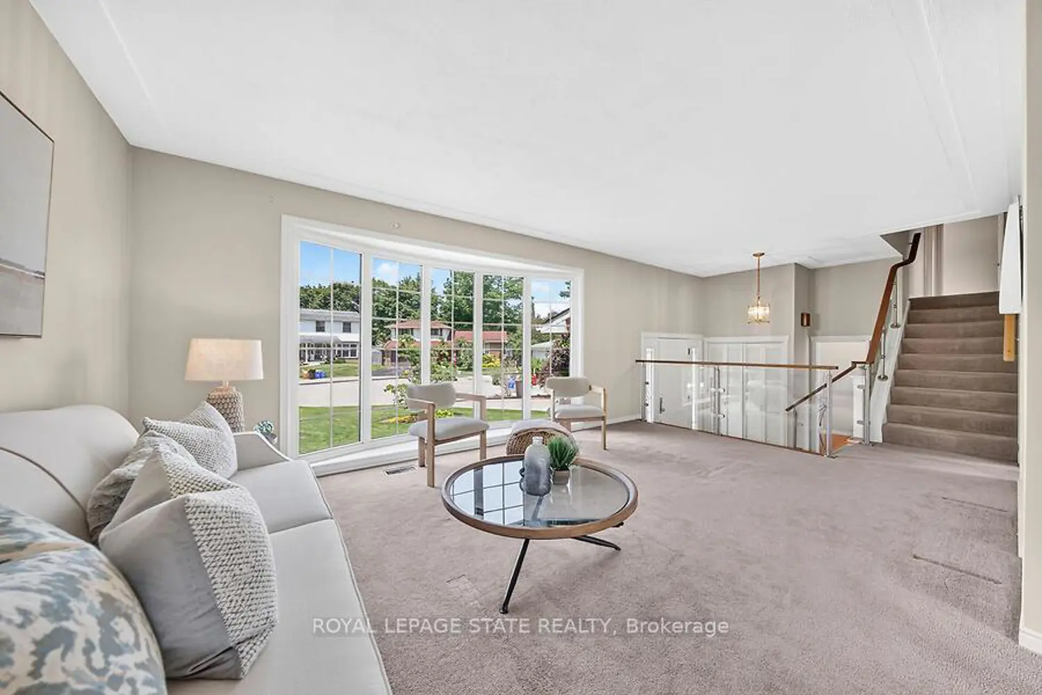 7 Elizabeth Court photo 5