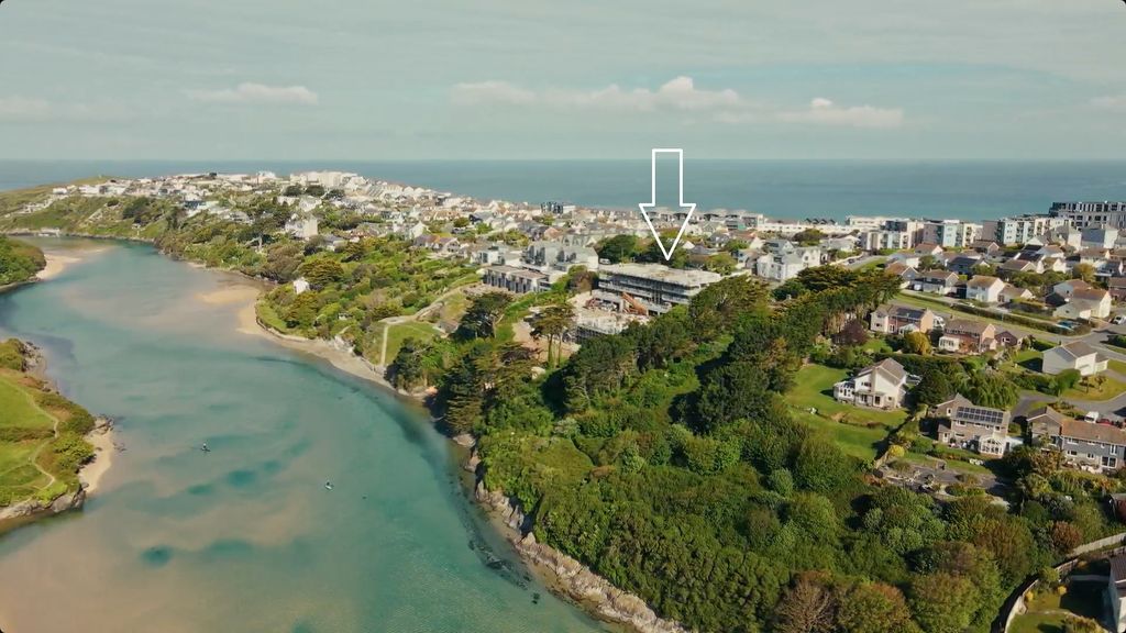 2 bed flat for saleGannel Waterside, Cornwall TR7 photo 3
