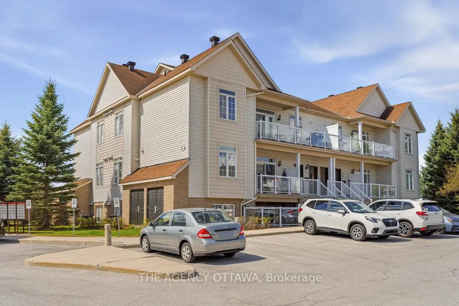 109 Artesa Private C photo 2