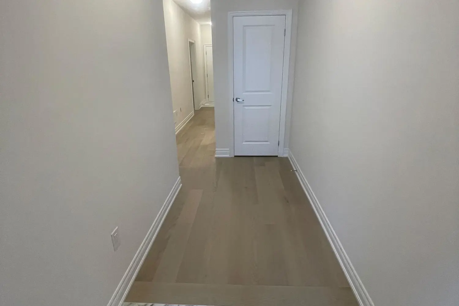 537 Vine Cliff Boulevard photo 2