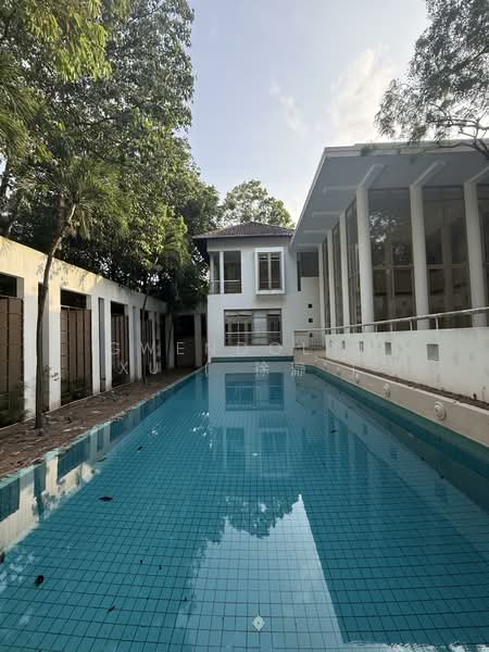 Belmont | Cornwall | Leedon Park photo 4