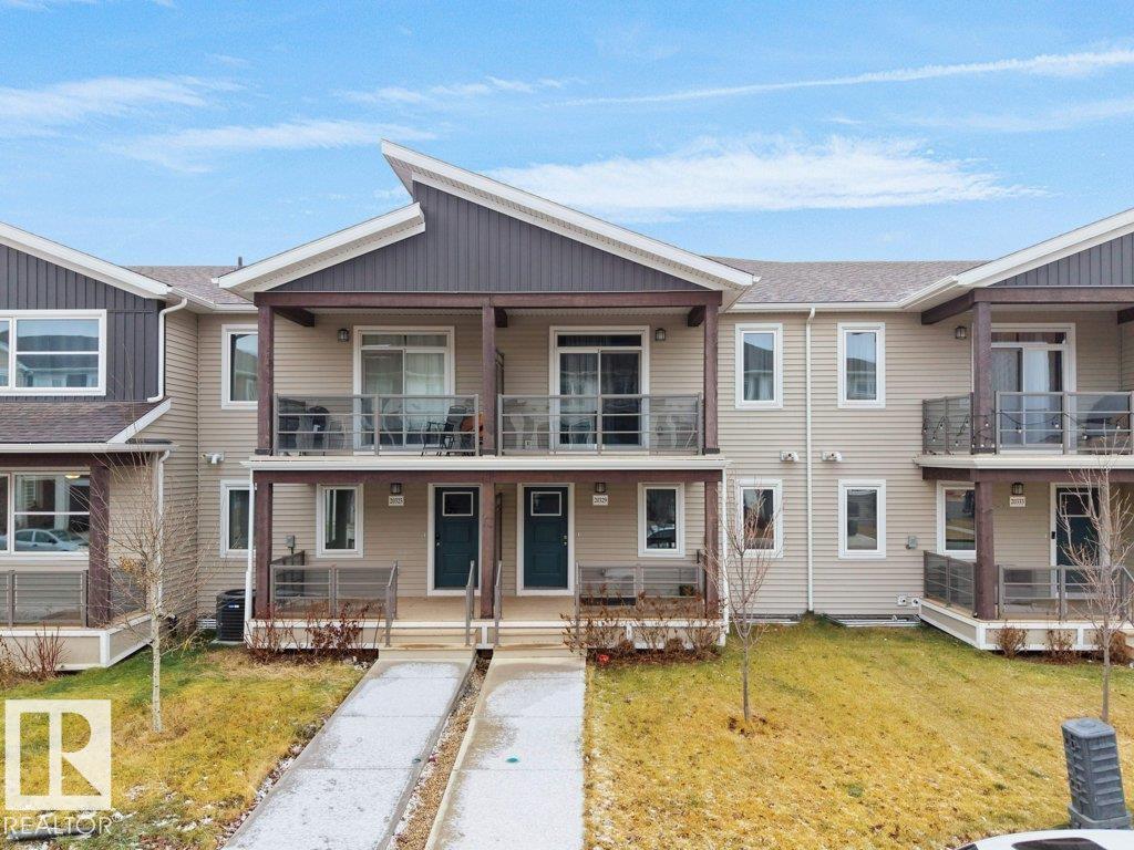 20329 15a Avenue NW, Edmonton, AB, T6M1L5