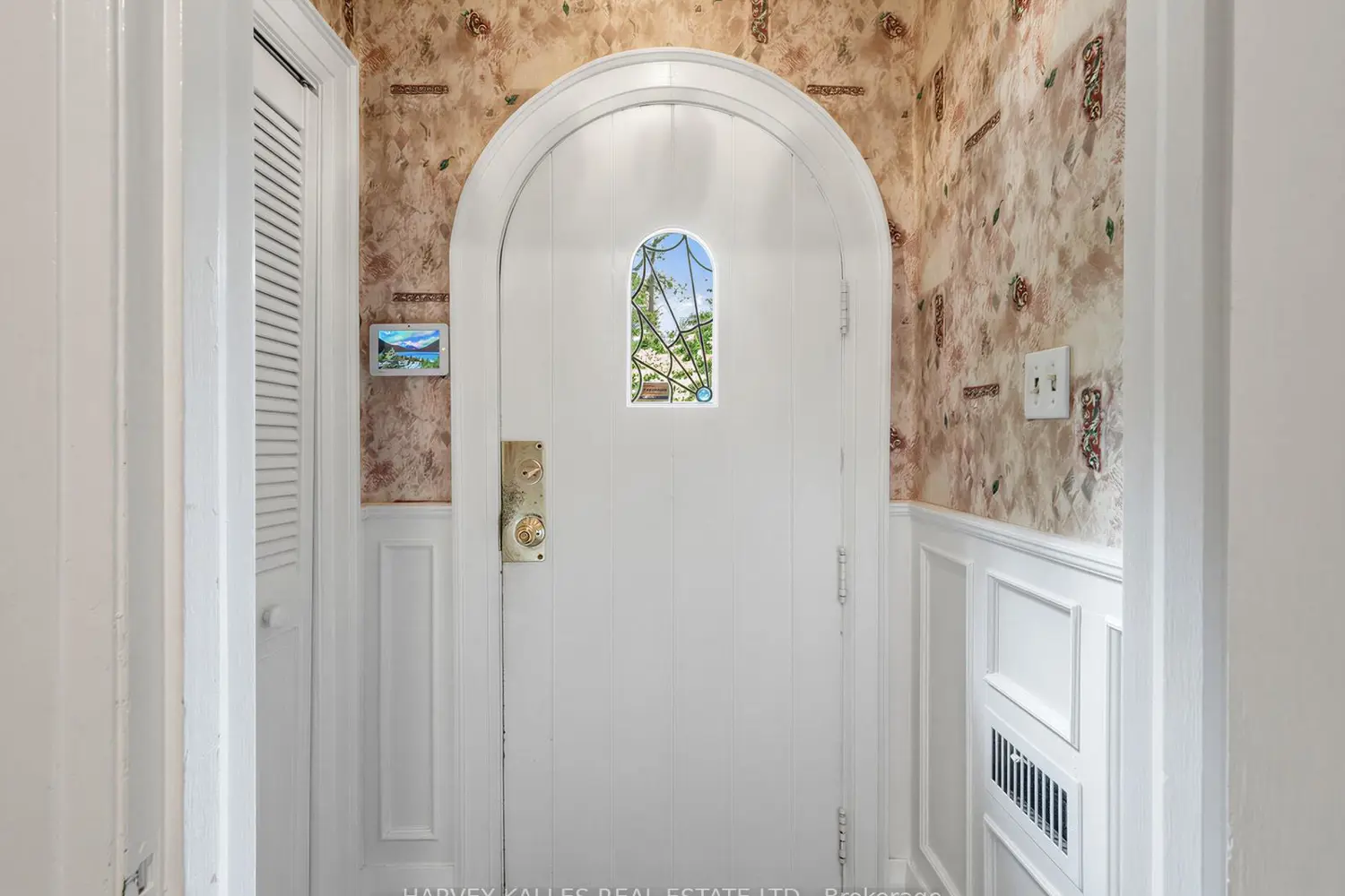 287 St. Leonard's Avenue photo 3