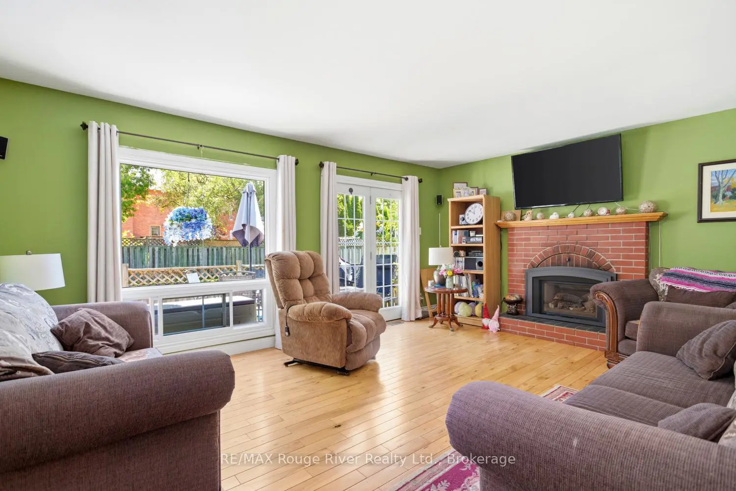 111 Lingham Street photo 5