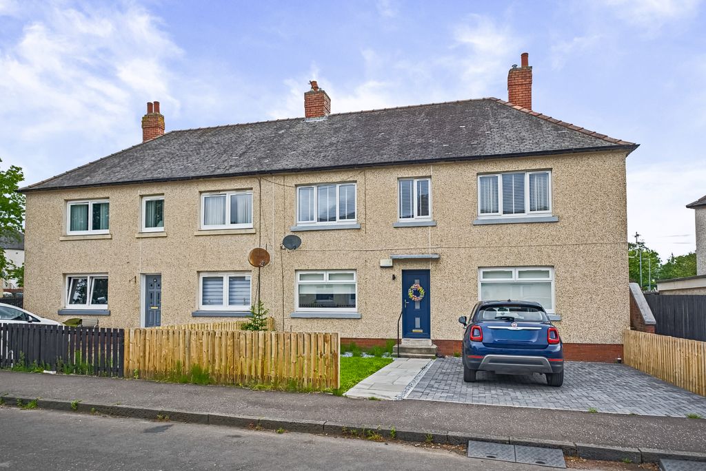 2 bed flat for saleCheviot Crescent, Wishaw ML2