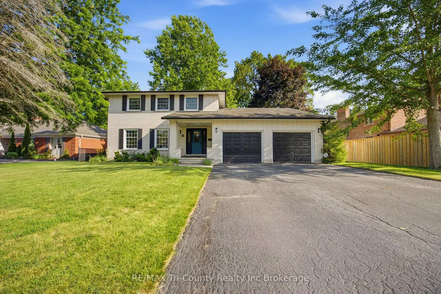 25 Demeyere Avenue photo 2