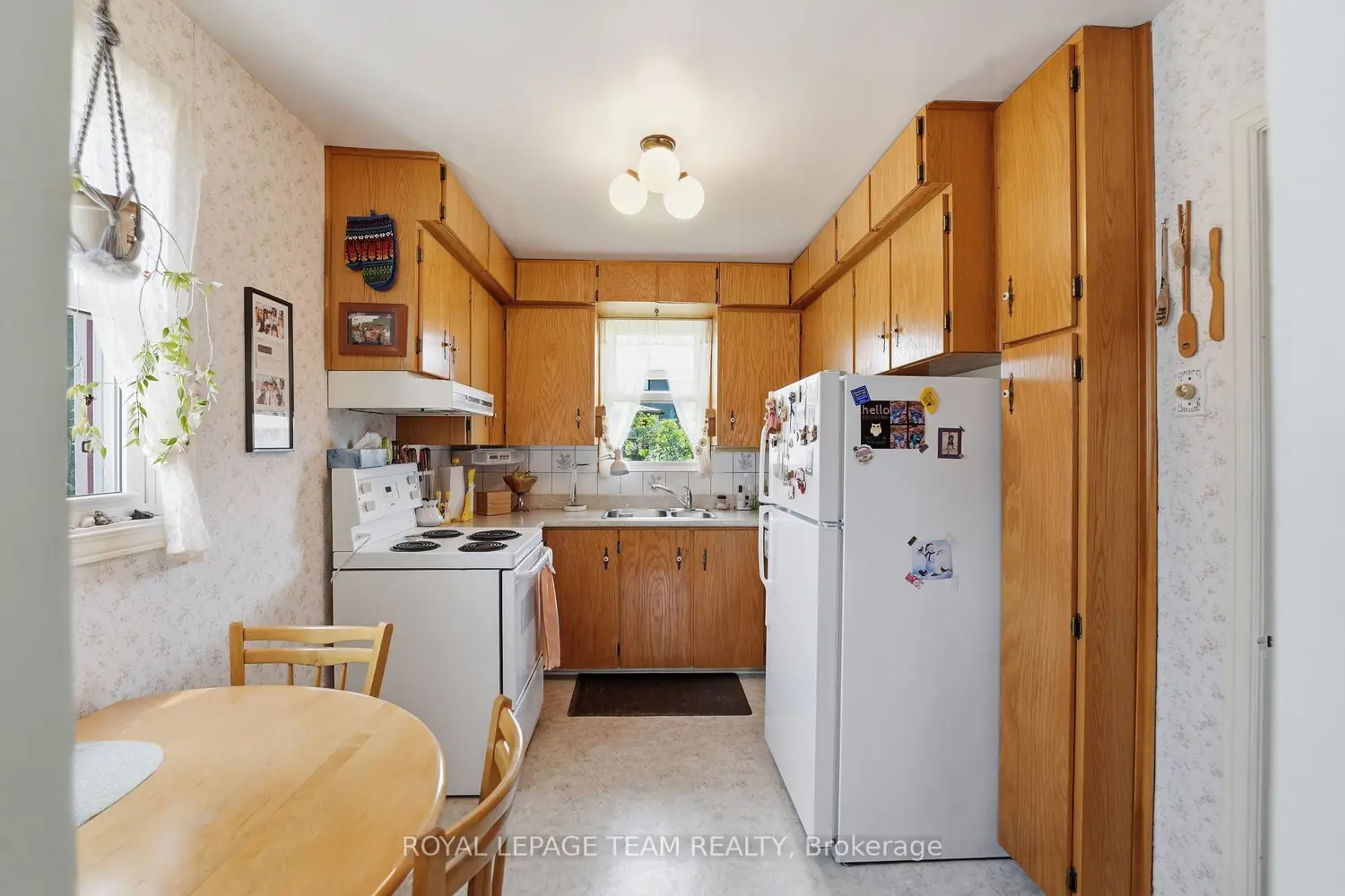 84 Rita Avenue photo 4