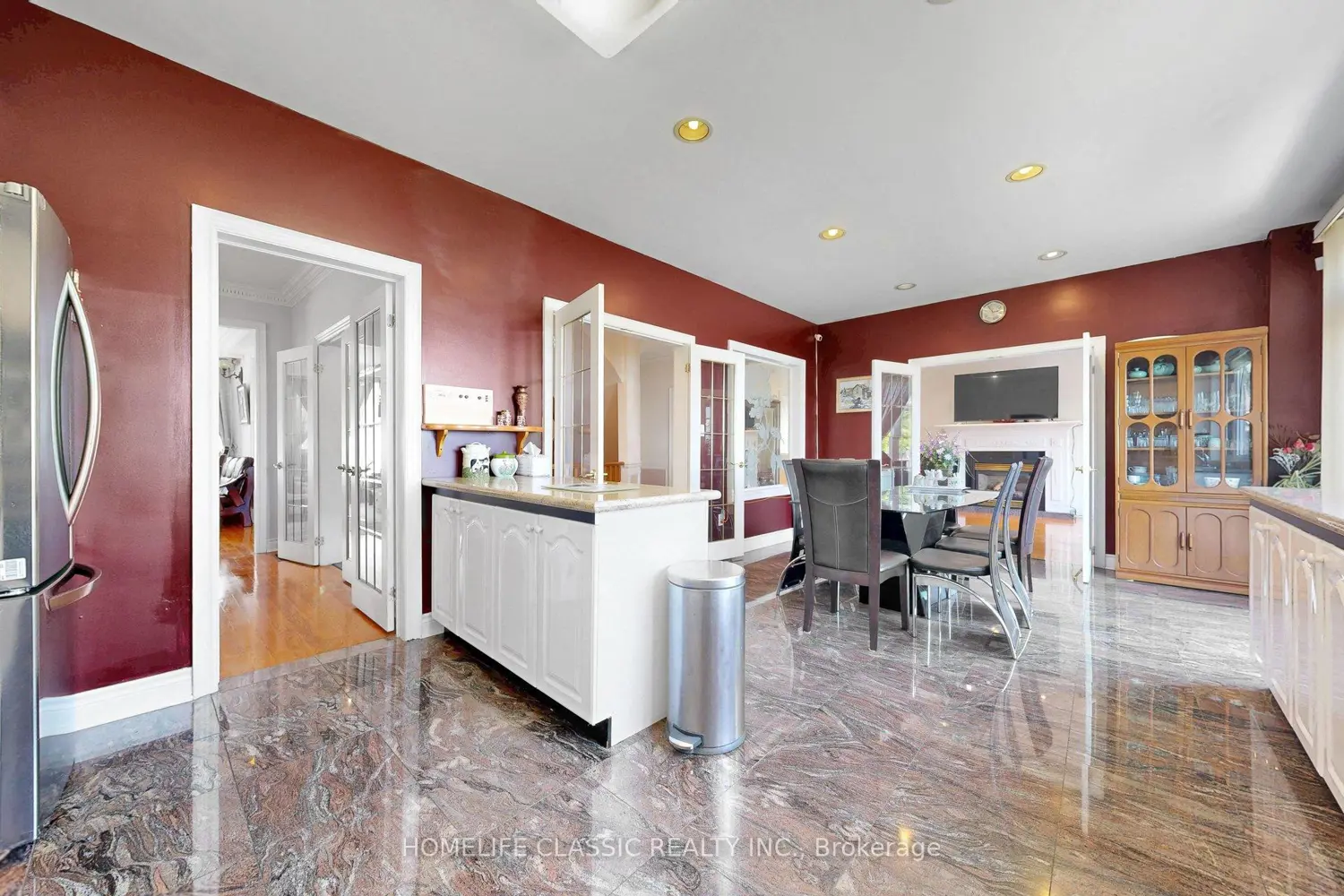 472 Sunset Beach Road photo 4