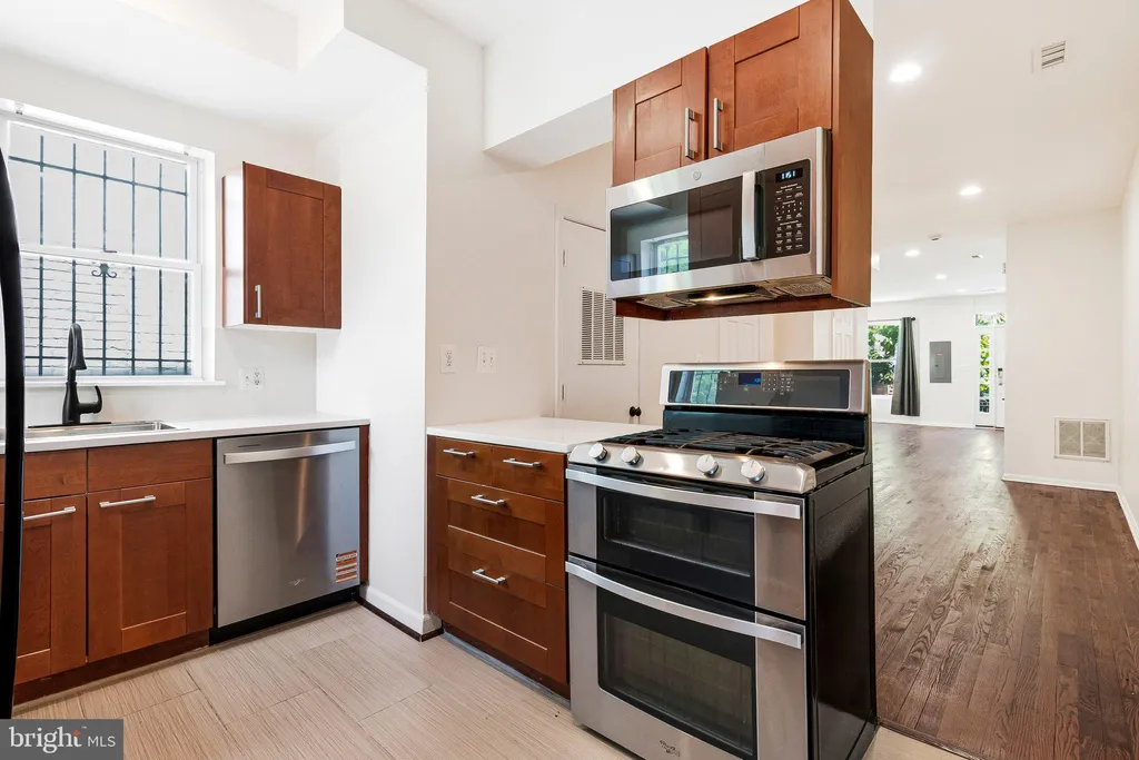 1265 Morse Street NE, Washington, DC 20002 photo 4