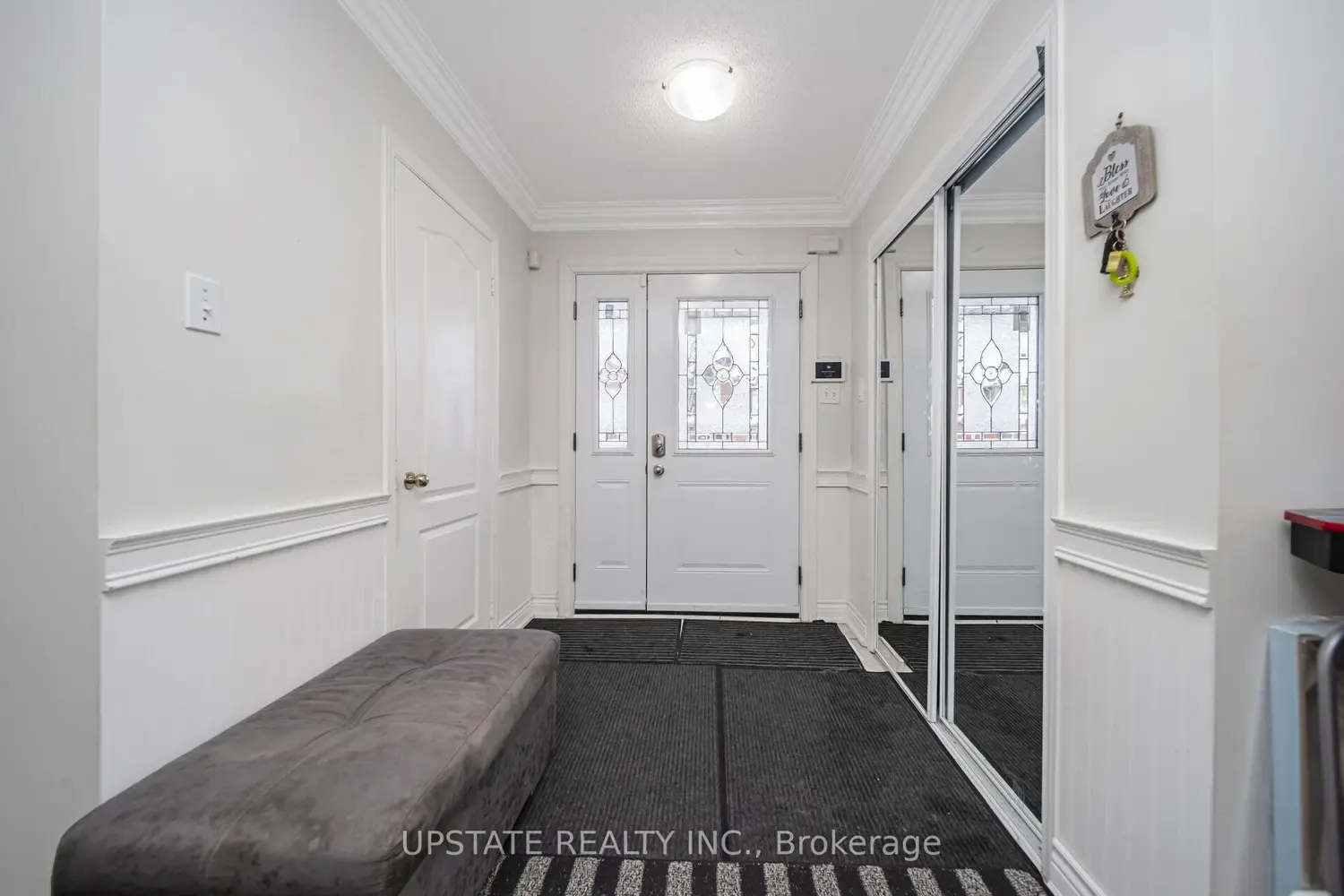 12 Bramfield Street photo 2