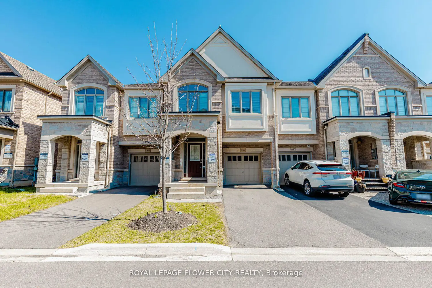 462 Sheaffe Place