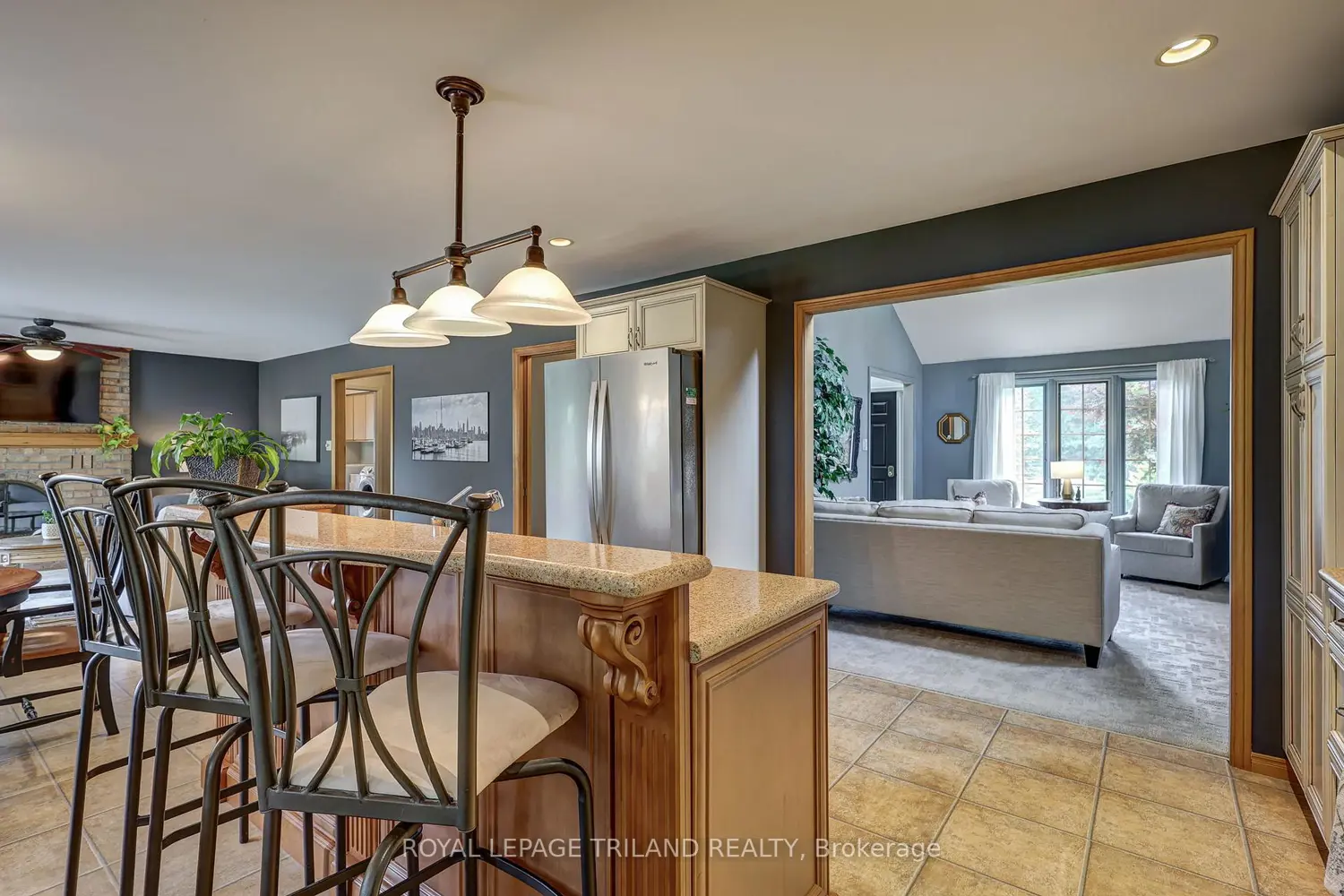 4588 Colonel Talbot Road photo 4