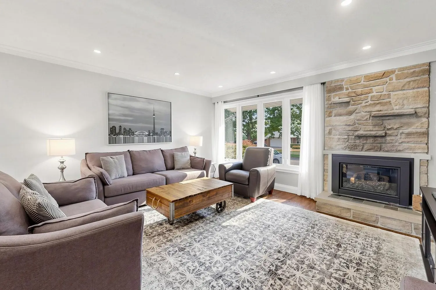 38 Sheldonbury Crescent photo 4