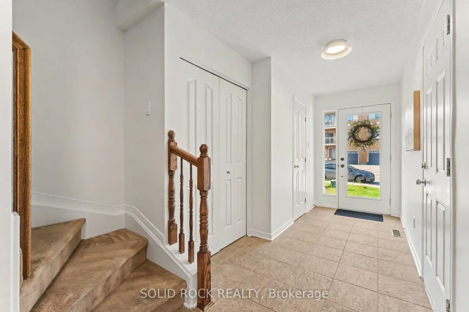 369 Citiplace Drive photo 4