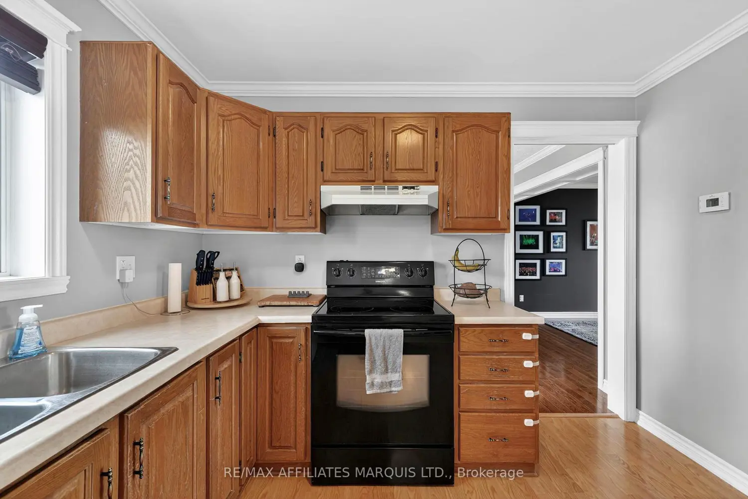 1337 Patricia Place photo 5