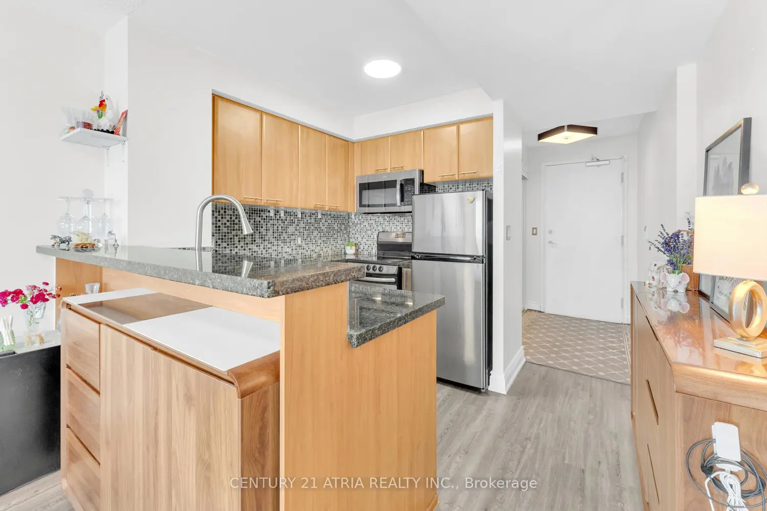 38 Lee Centre Drive 3112 photo 4