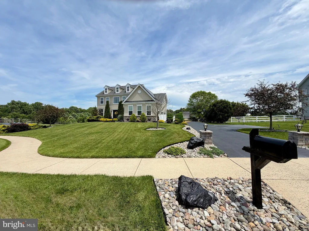 124 Nicholas Court, New Castle, DE 19720
