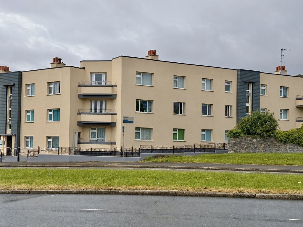3 bed flat for saleExeter Street, Plymouth PL4