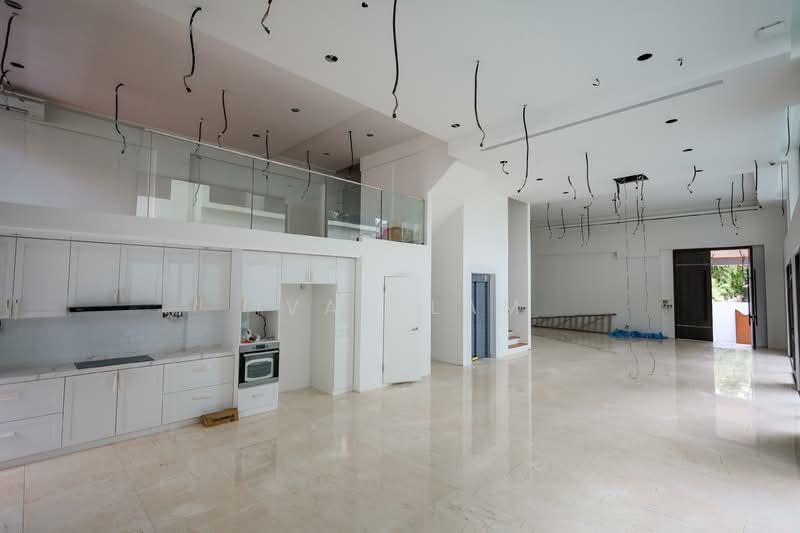 Fernhill Road photo 4
