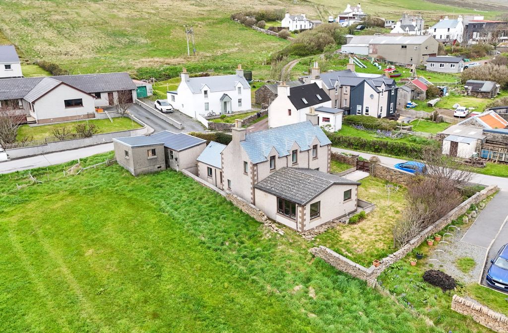 4 bed detached house for saleDunbeth, Hoswick, Sandwick, Shetland ZE2