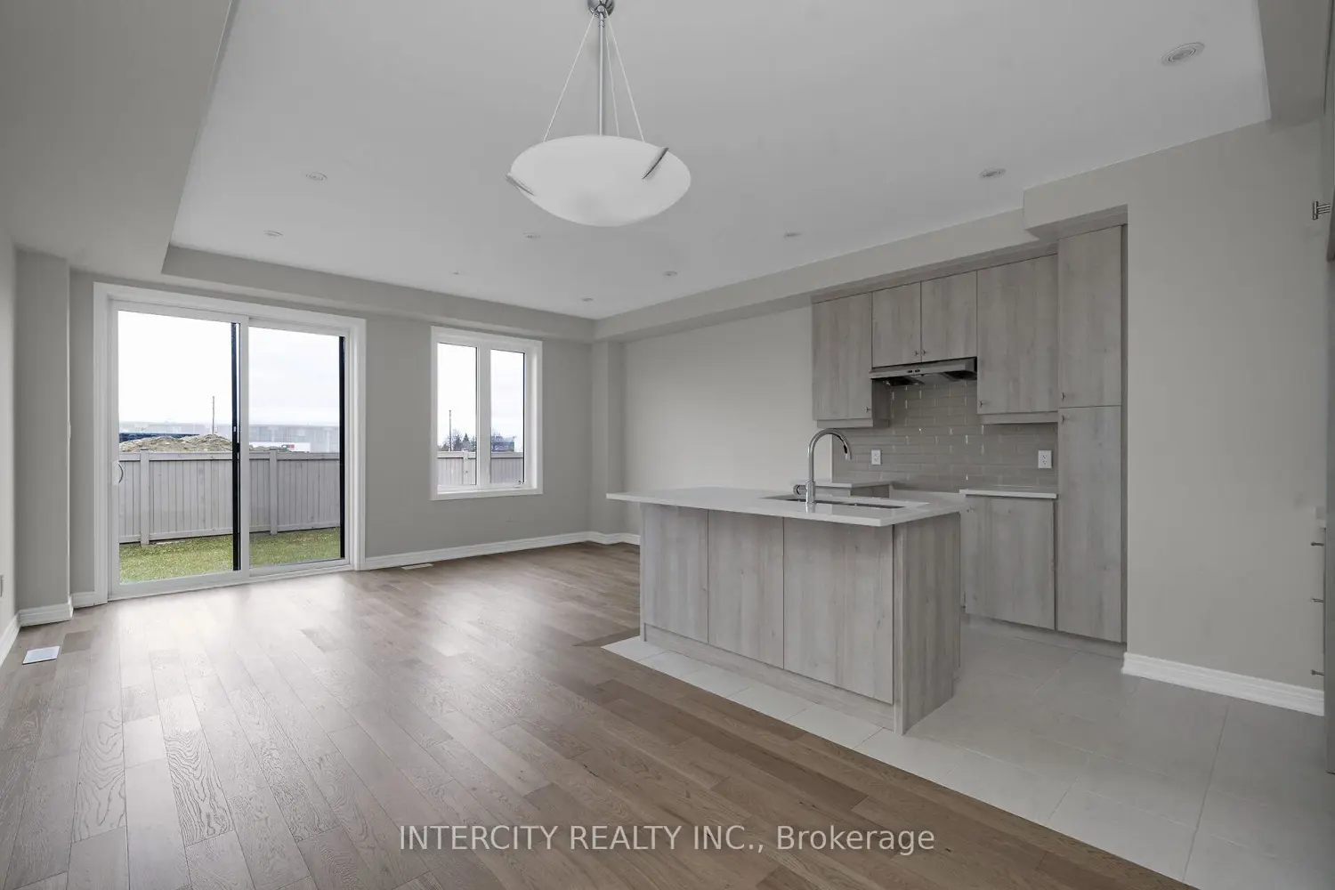 164 Mumbai Drive photo 5