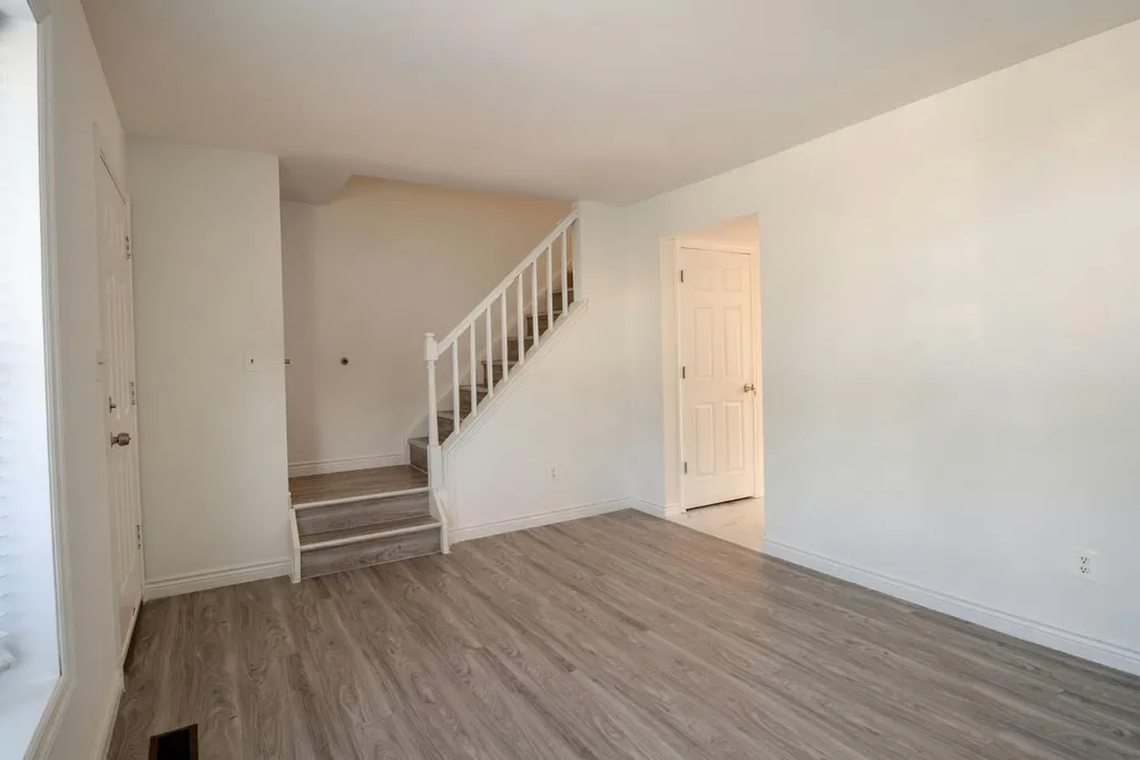 123 Whitburn Place, Newark, DE 19702 photo 4