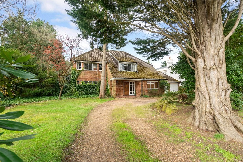 Land for saleAlbury Road, Hersham, Walton-On-Thames, Surrey KT12