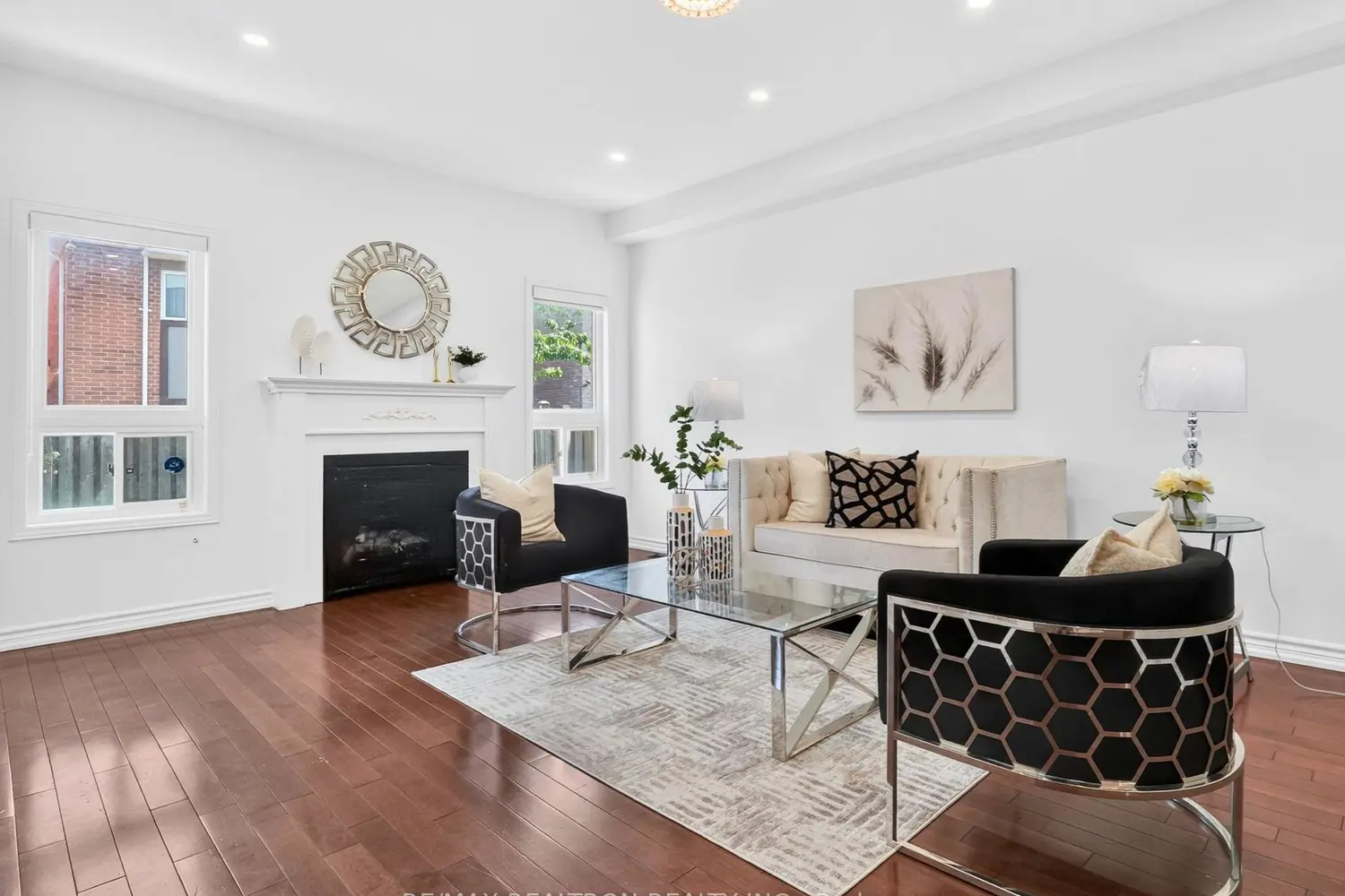 32 Whitlock Crescent photo 3