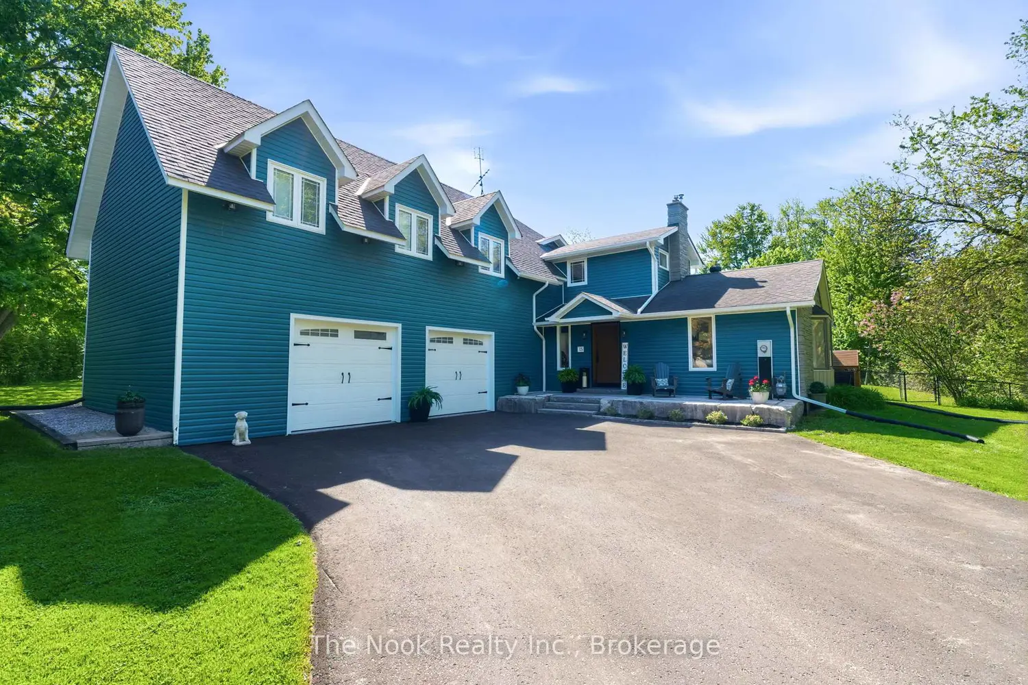 15 Hillside Drive photo 2