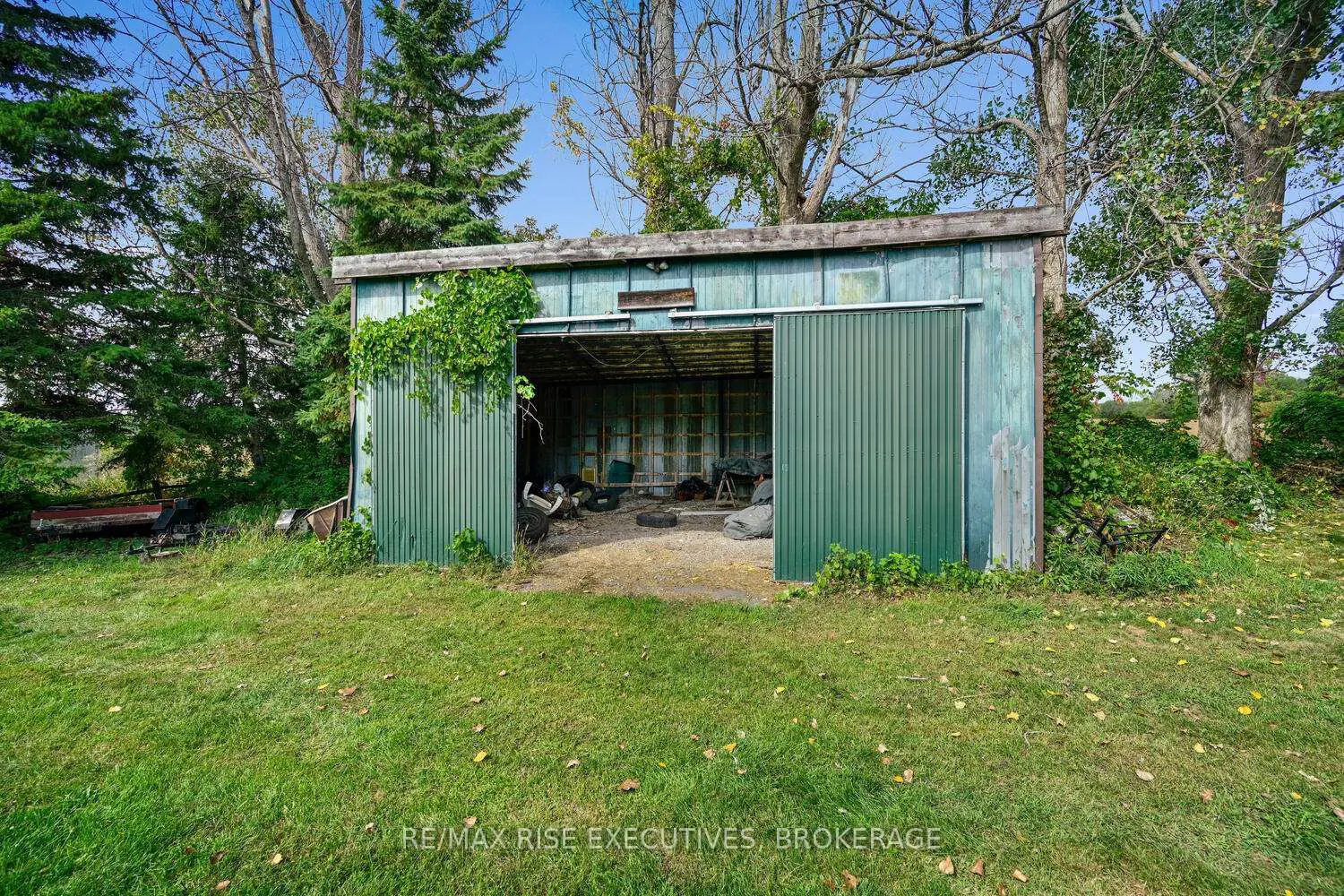 1578 County Road 2 photo 3