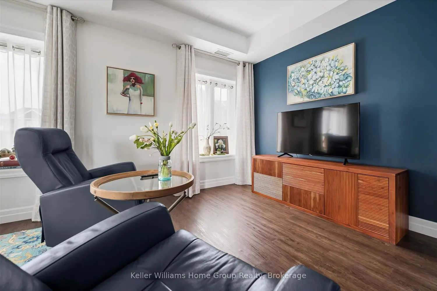 19 Stumpf Street 201 photo 2