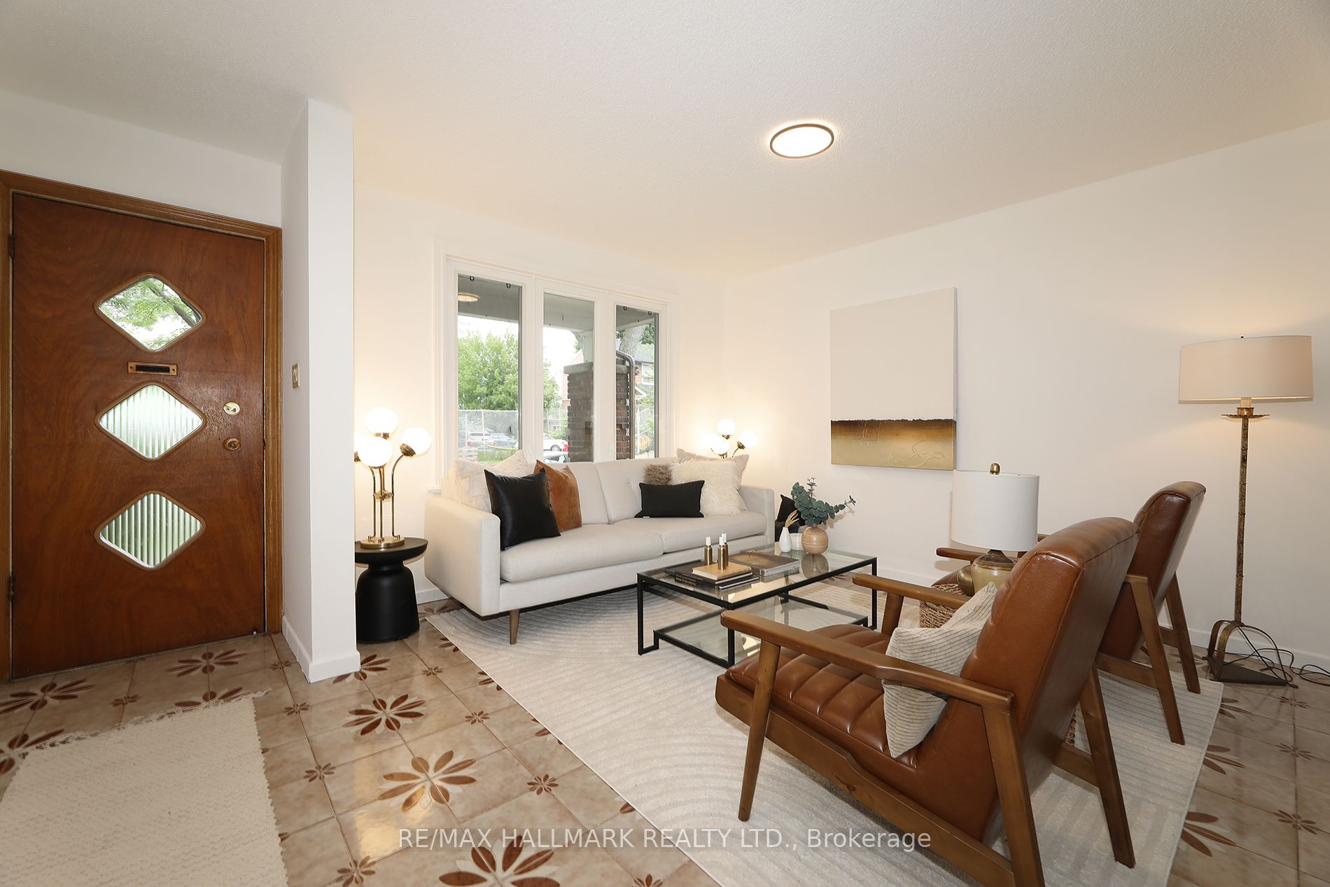 259 Wolverleigh Boulevard, Toronto, ON, M4C 1S3 photo 4