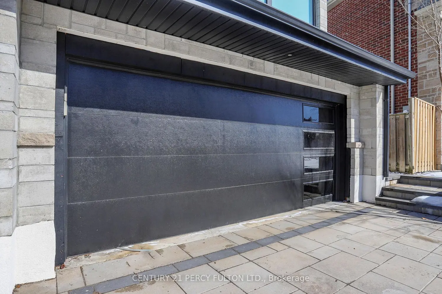 128 Anndale Drive photo 4