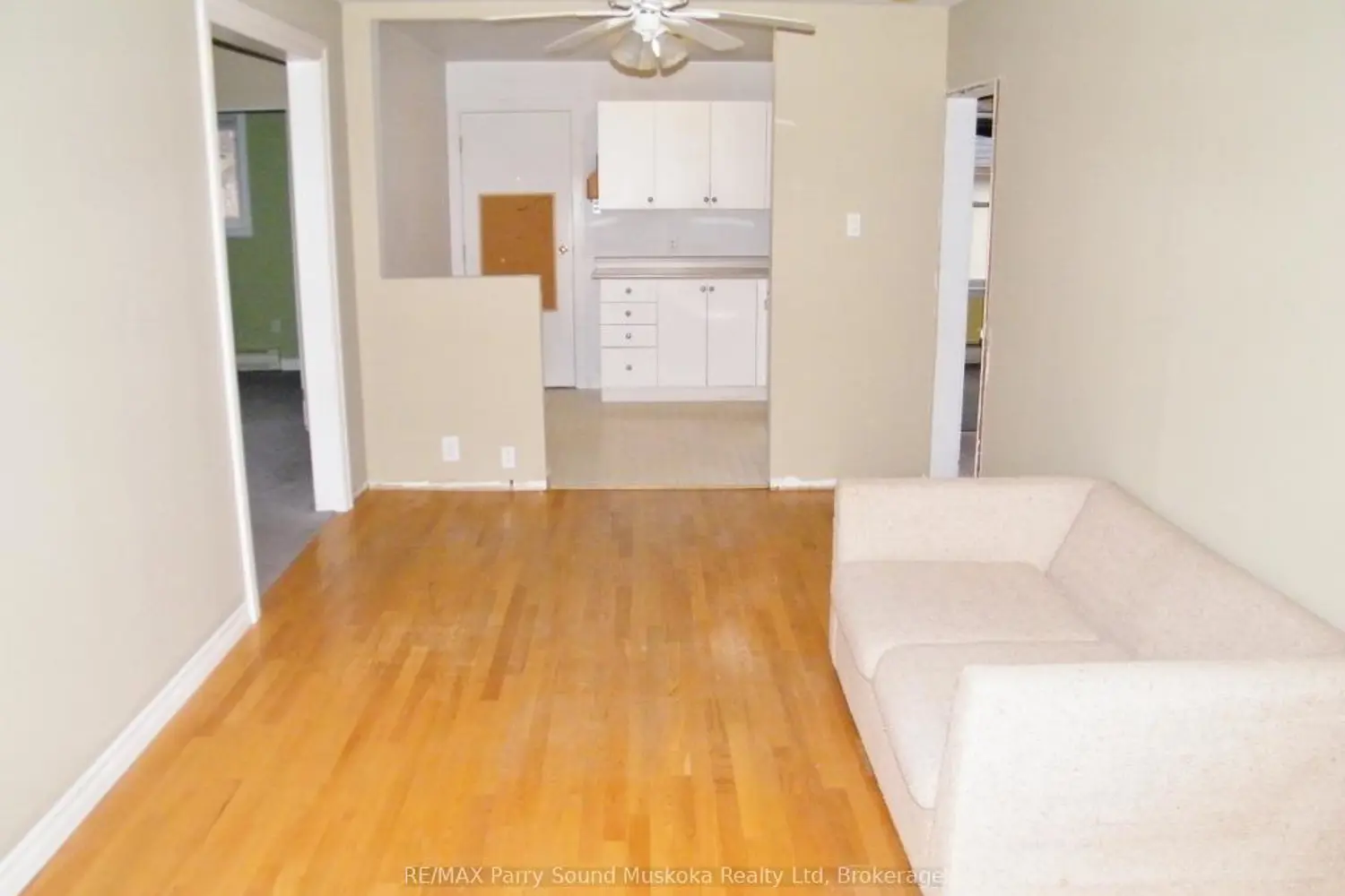 94 William Street photo 5